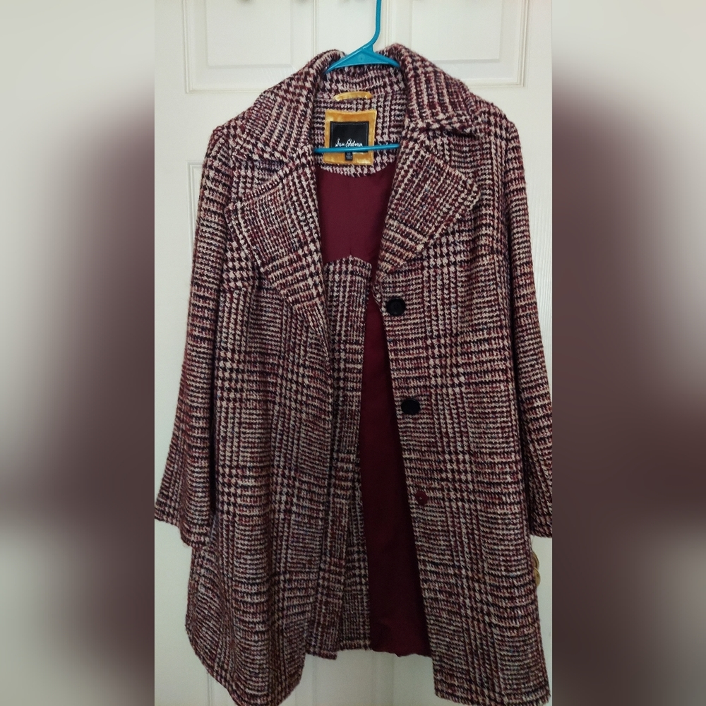 Sam Edelman Burgundy and White Houndstooth Pea Coat